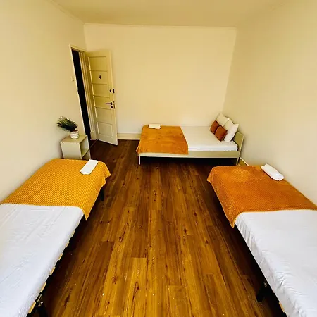 Luxury Ideal For Tourists, Ideal To Visit Lisbon! Hostel