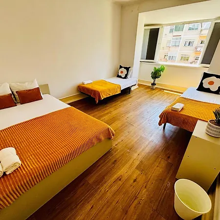 Luxury Ideal For Tourists, Ideal To Visit Lisbon! Хостел